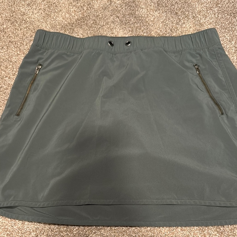 Athleta Dark olive green Skirt